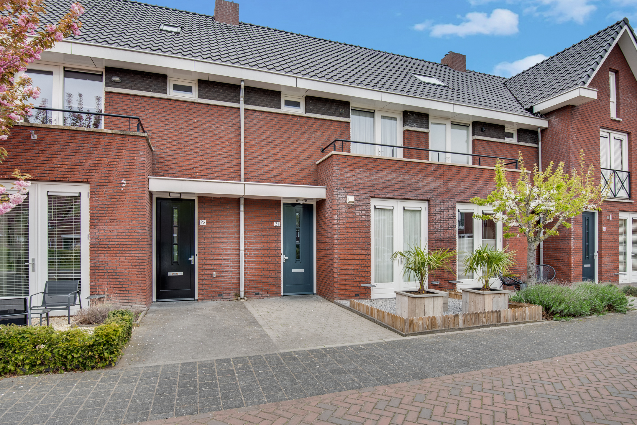 5 Rooms Rooms,1 BathroomBathrooms,Woonhuis,Te Koop,1054