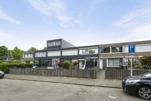 4 Rooms Rooms,1 BathroomBathrooms,Woonhuis,Te Koop,1062