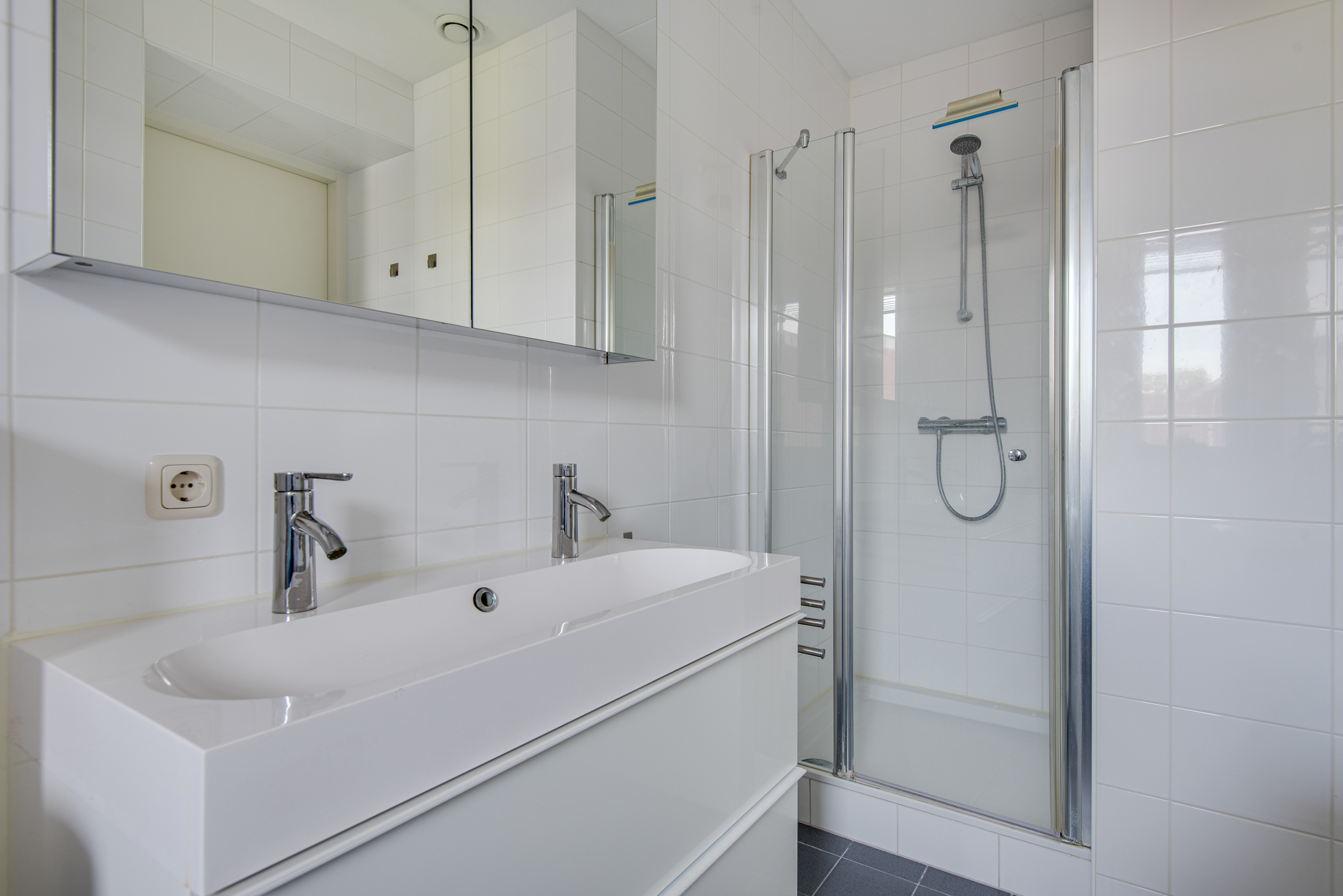 1 Bedroom Bedrooms, ,1 BathroomBathrooms,Appartement,Te Koop,1066